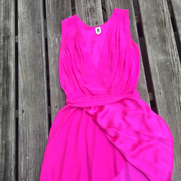 A New York silk dress - Picture 5 of 7